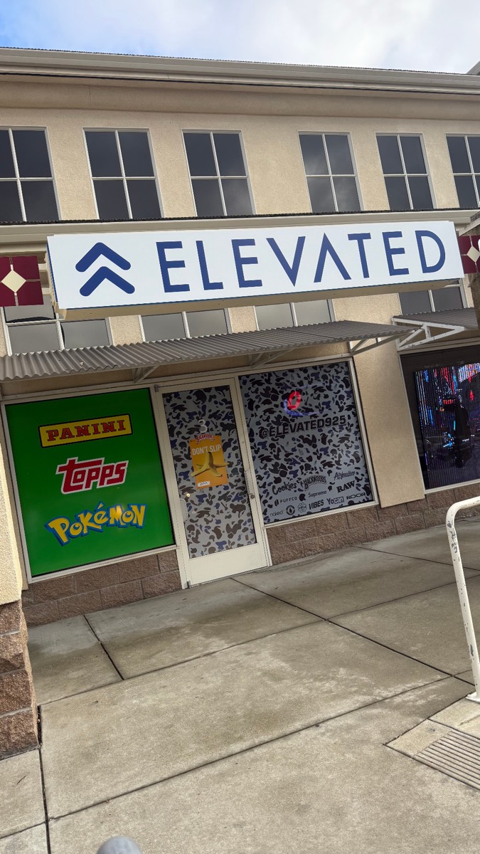 Elevated 925 Storefront
